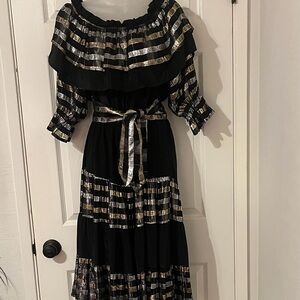 Chic Black and Gold Striped Long Sleeve Dress